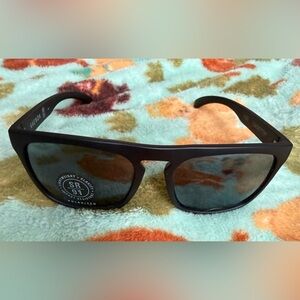 Kaenon Unisex Leadbetter Black Frame Polarized NWT Sunglasses Ret $179